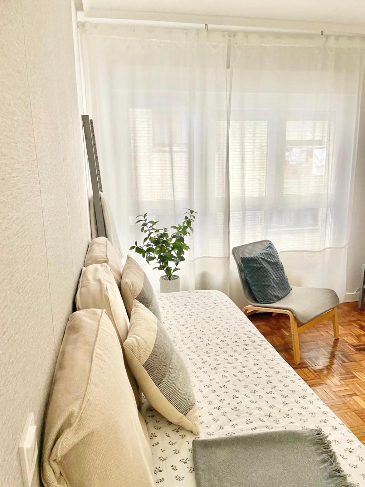 Ferienwohnung Tranquilidad Al Lado Del Centro Parking Incluido Oviédo Exterior foto