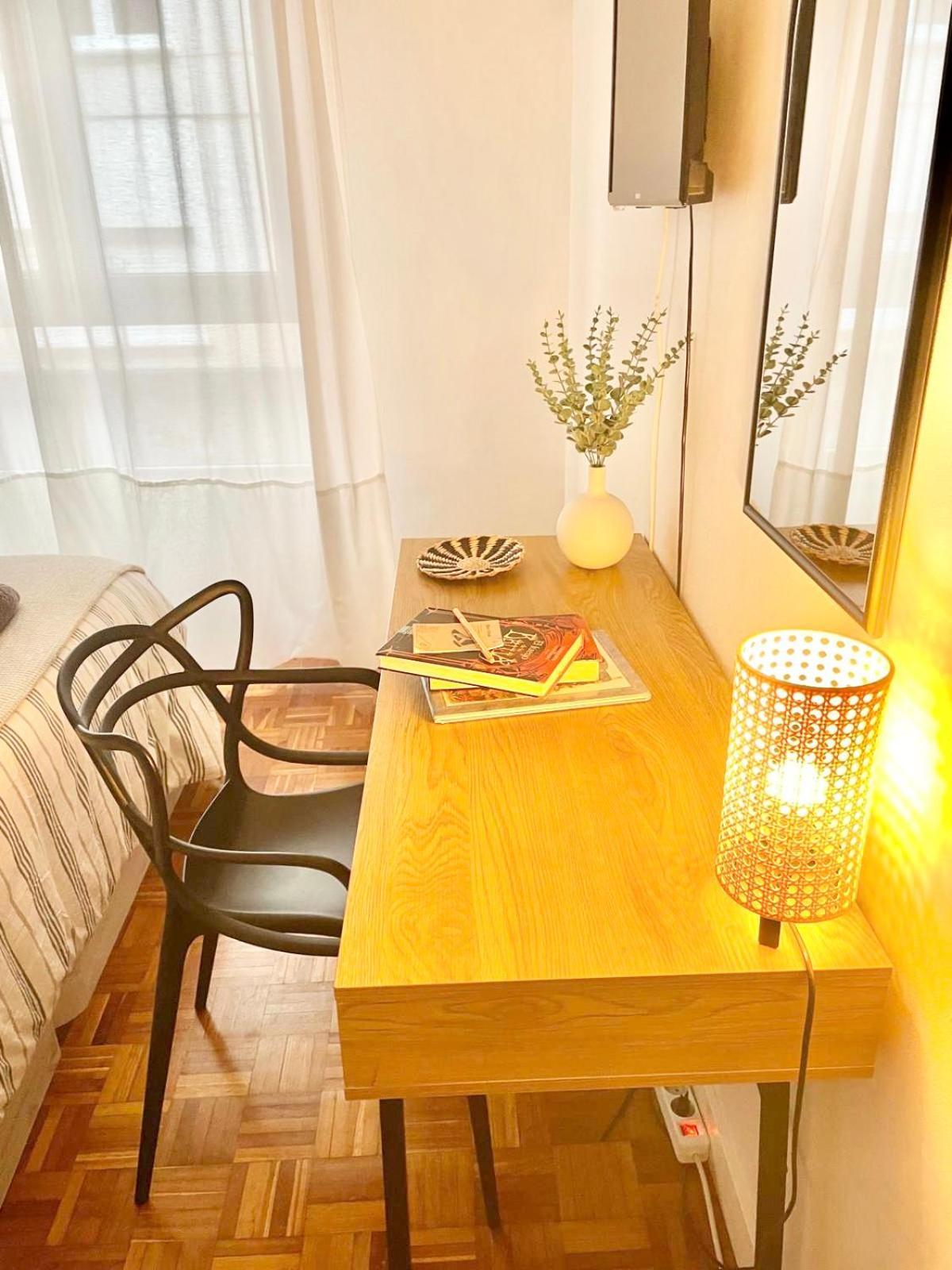 Ferienwohnung Tranquilidad Al Lado Del Centro Parking Incluido Oviédo Exterior foto